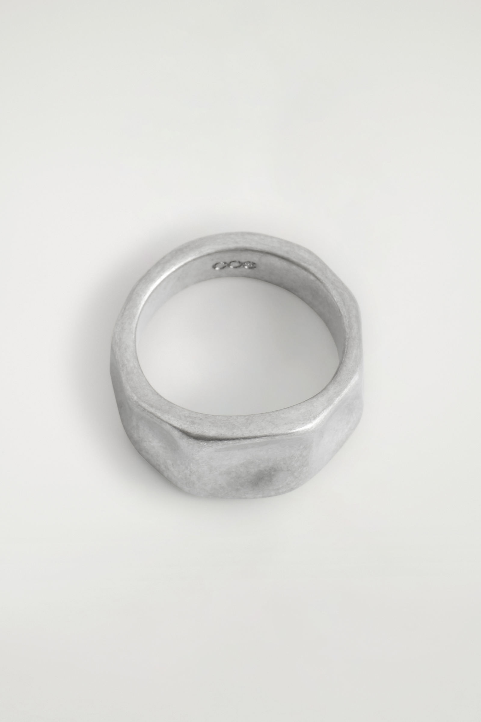 zz-1298846_03-102-1010016-3.