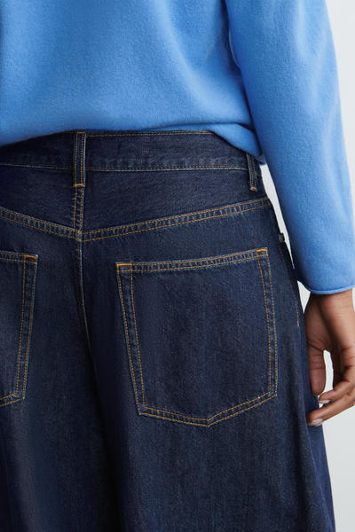 COS TWINEジーンズ - バレル