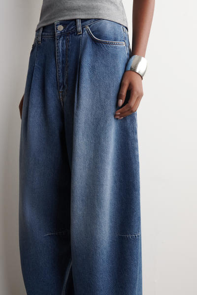 COS TWINEジーンズ - バレル