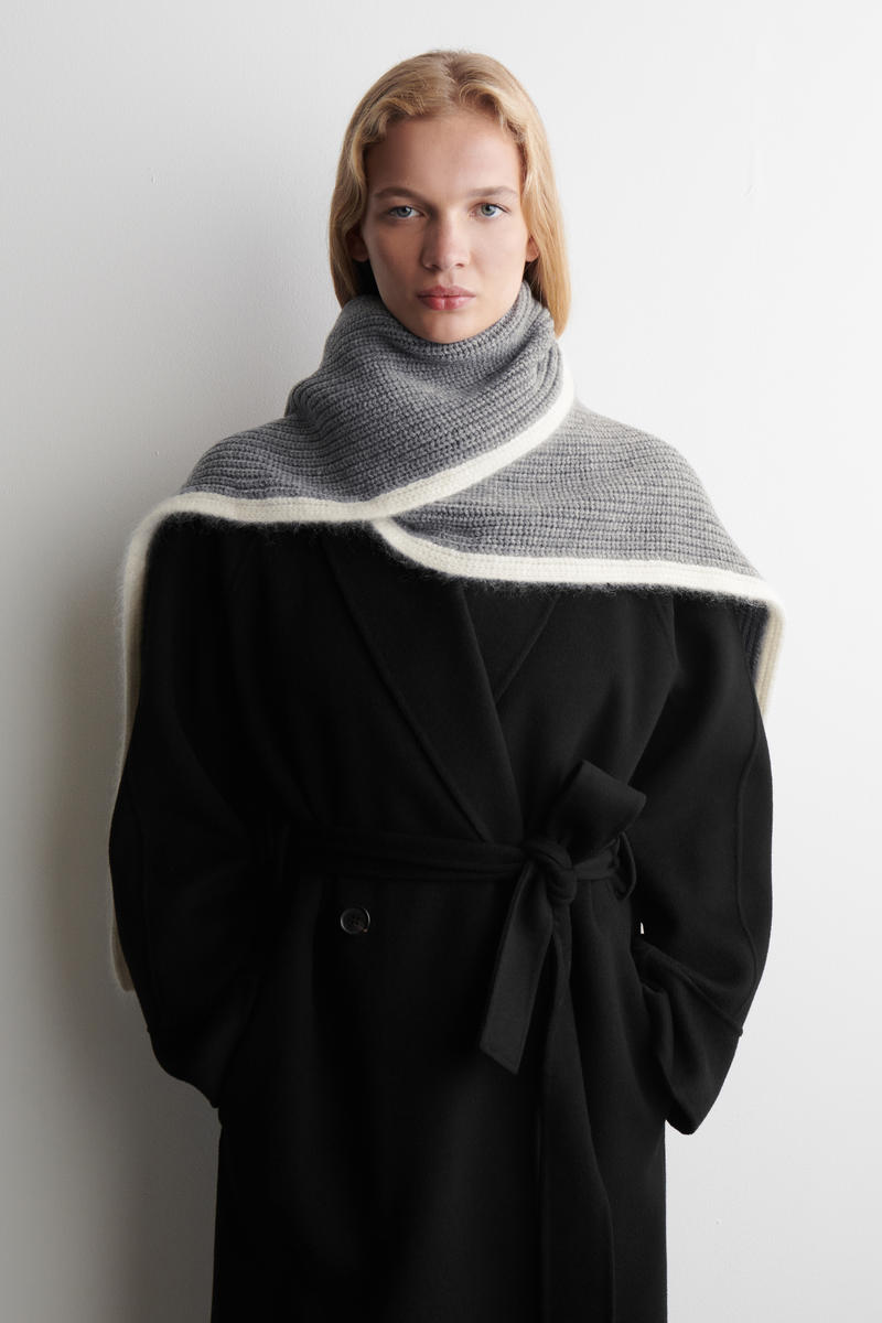 cos モヘアマフラー FRINGED BRUSHED-MOHAIR SCARF フリンジブラッシュドモヘア