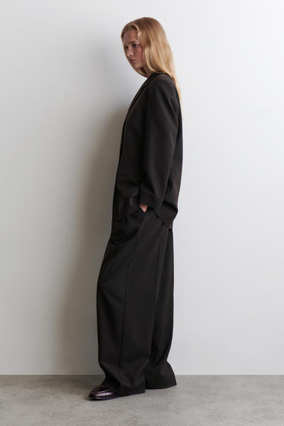 COS メリノウールブレンドブレザー