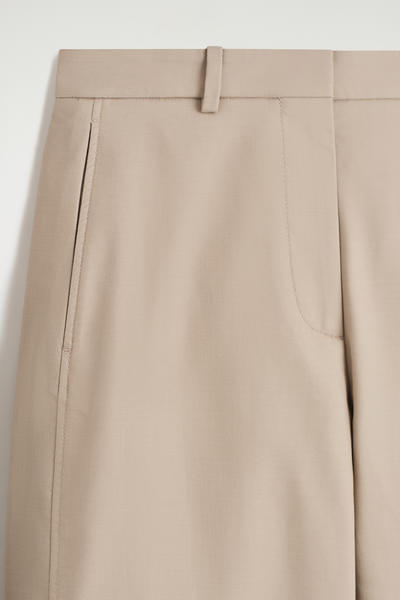 COS バレルレッグコットンチノ