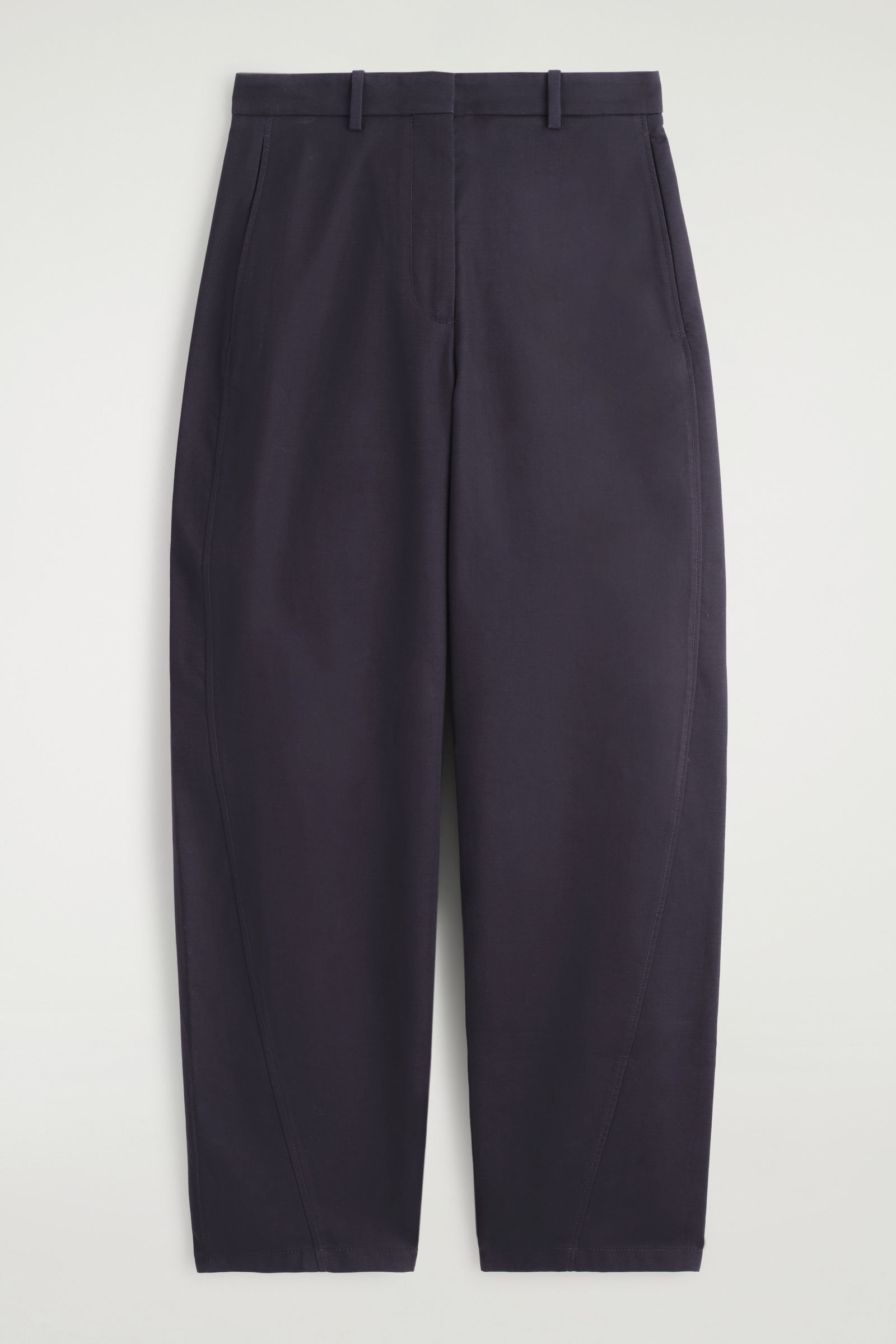 【新品未使用】COS バレルレッグコットンチノ 34 BARREL-LEG COTTON CHINOS バレルレッグコットンチノ ネイビー｜COS