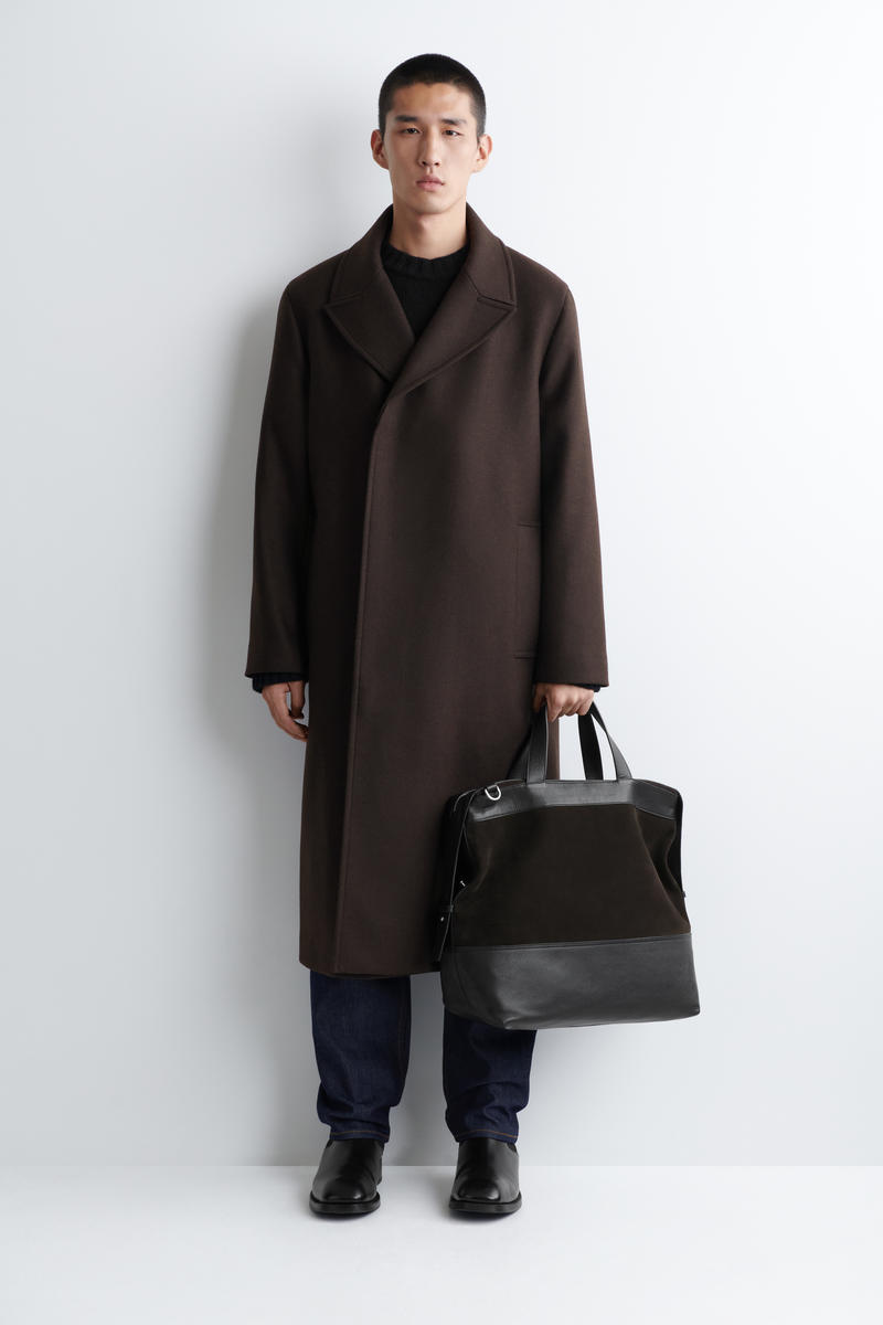 COS シティメッセンジャーバッグ - レザー