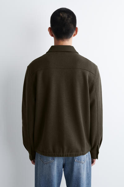 COS ボイルドウールジップアップポロセーター