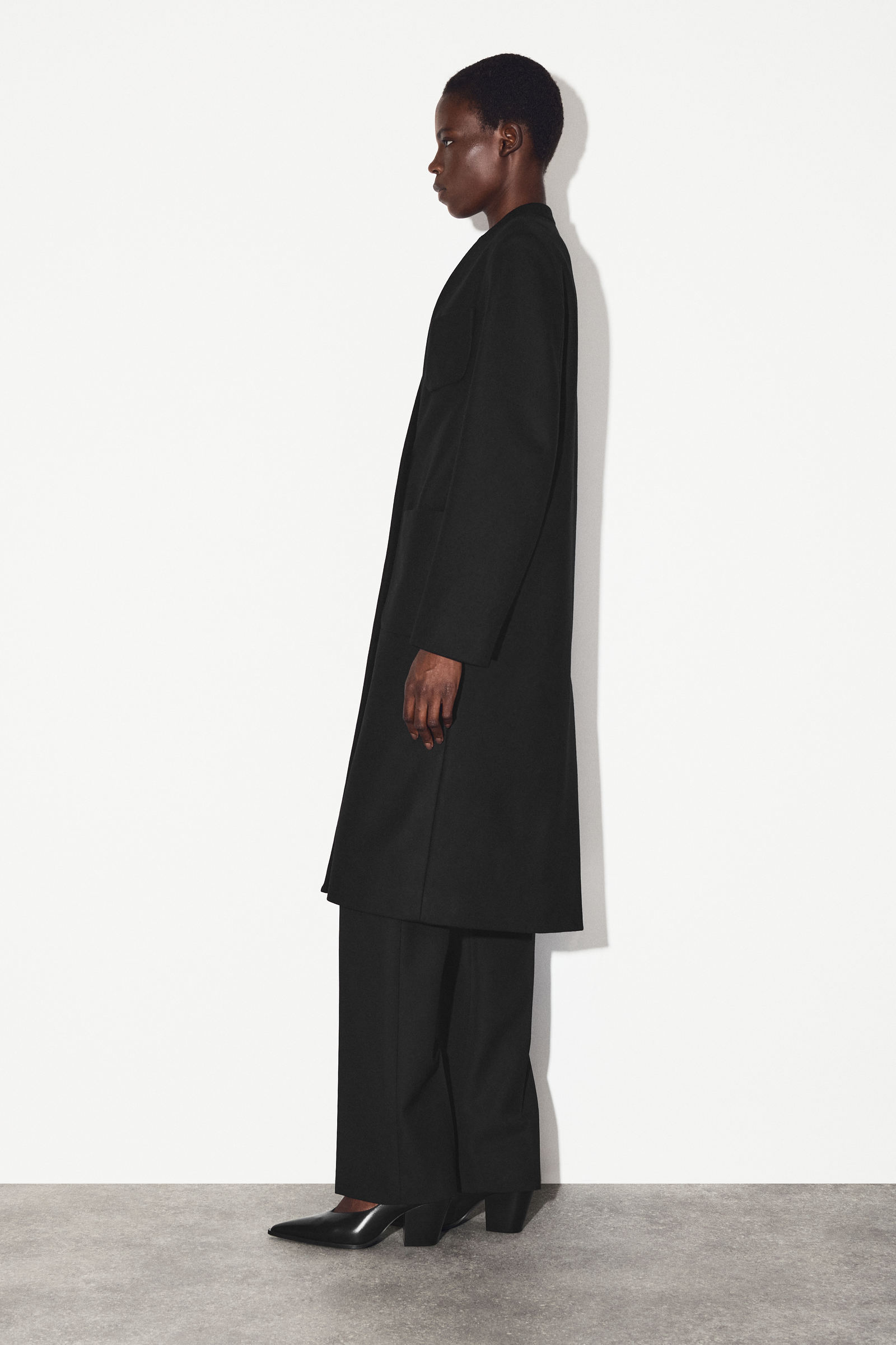 COLLARLESS WOOL-CASHMERE COAT カラーレスウールカシミヤコート