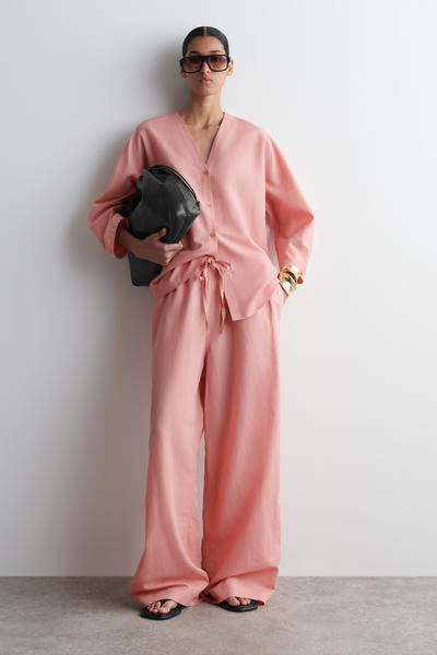 COS Vネック リネンコットンシャツ