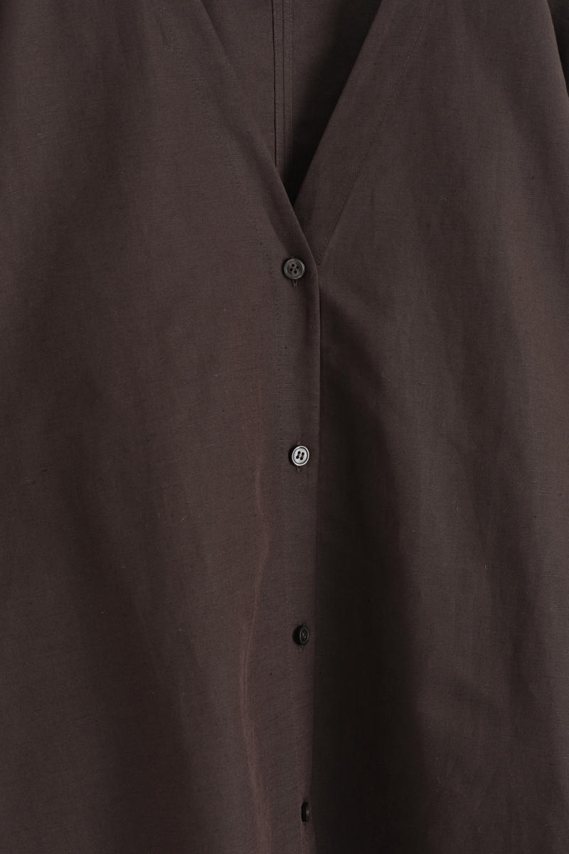 COS Vネック リネンコットンシャツ