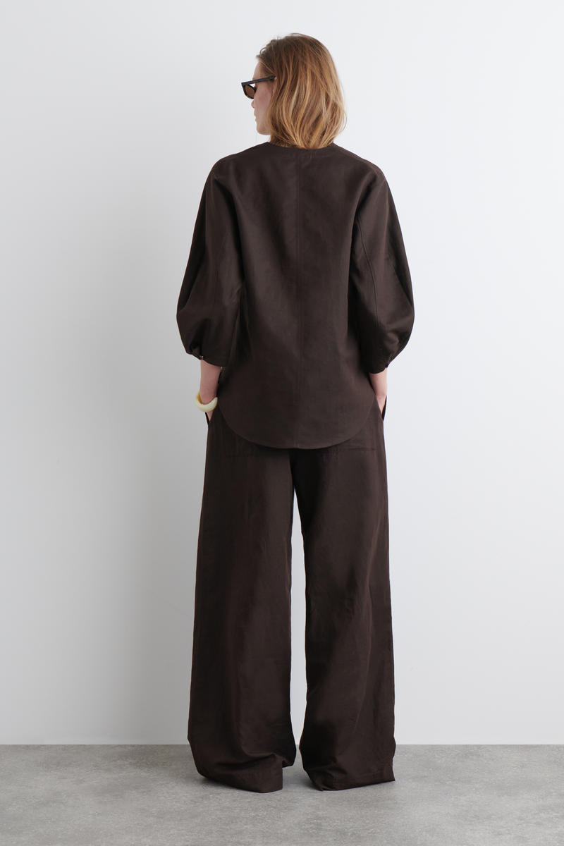 COS Vネック リネンコットンシャツ