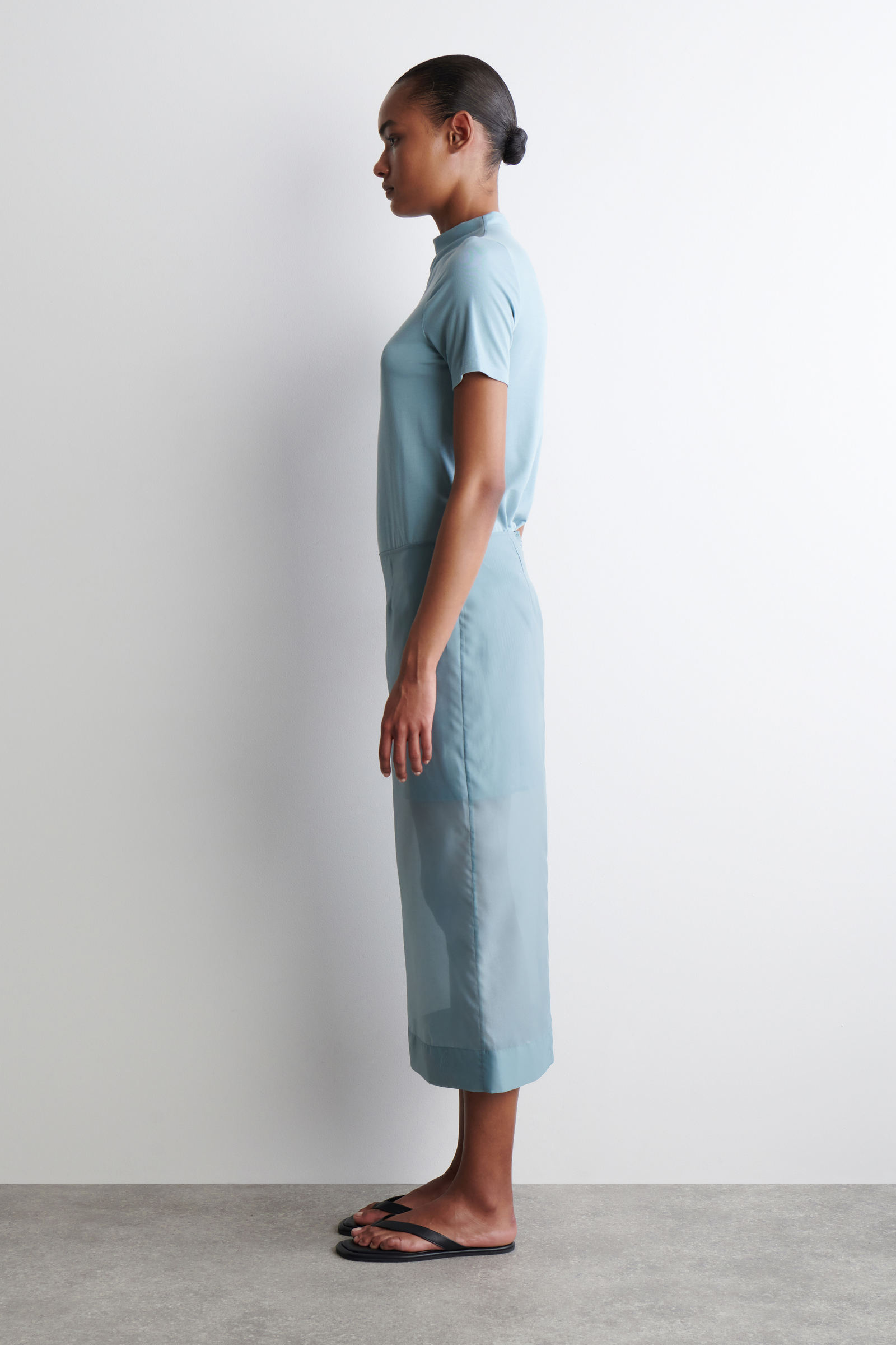 SHEER COLUMN SKIRT シアーコラムスカート ブルー｜COS コス 公式