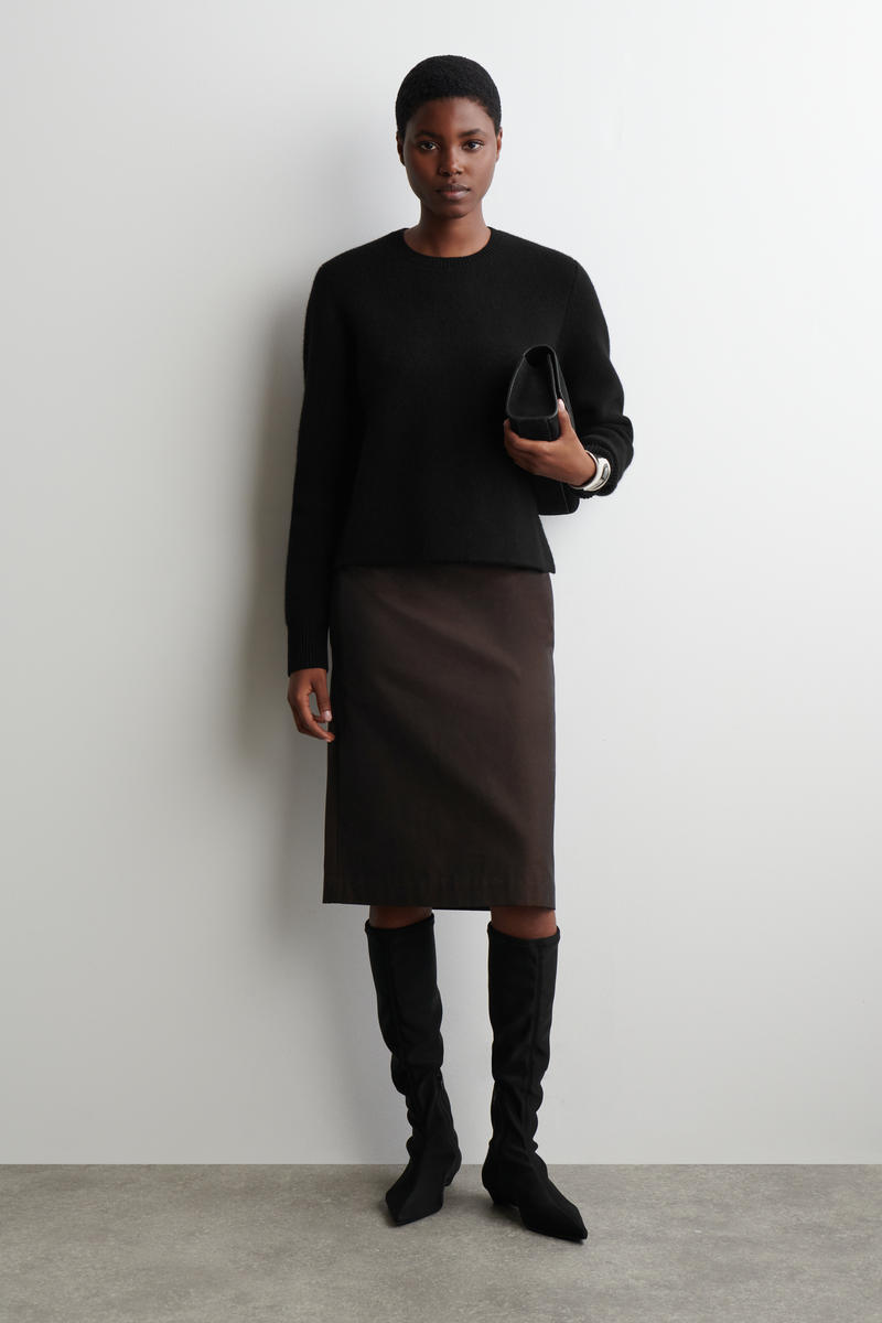 MERINO WOOL CREW-NECK JUMPER メリノウールクルーネックセーター