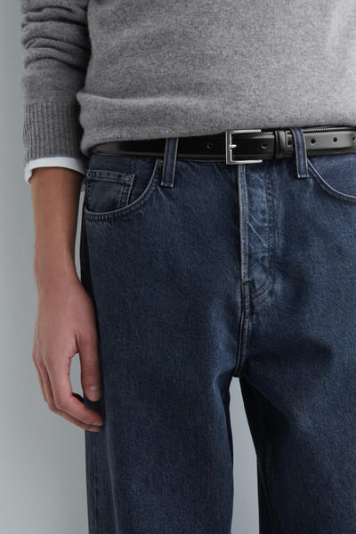 COS ライダーストレートレッグジーンズ