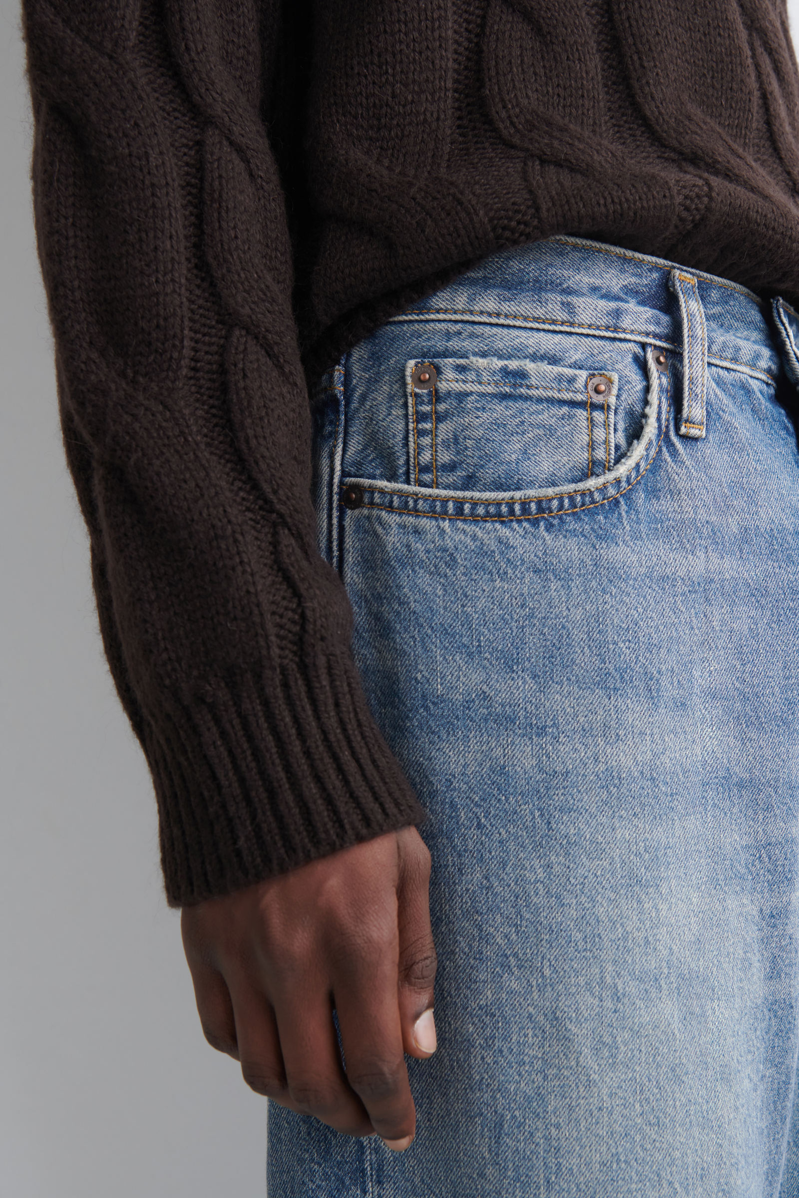 RIDER STRAIGHT-LEG JEANS ライダーストレートレッグジーンズ フェード