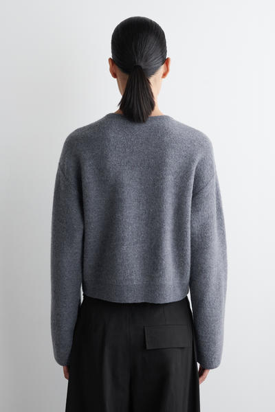 COS ボイルドウールカーディガン