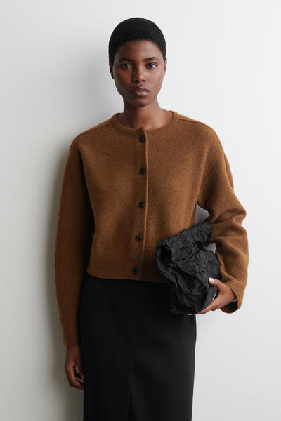 COS ボイルドウールカーディガン