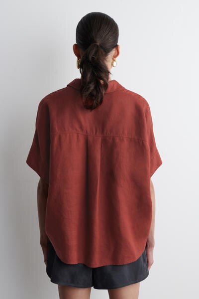 COS リネン ハーフプラケット シャツ