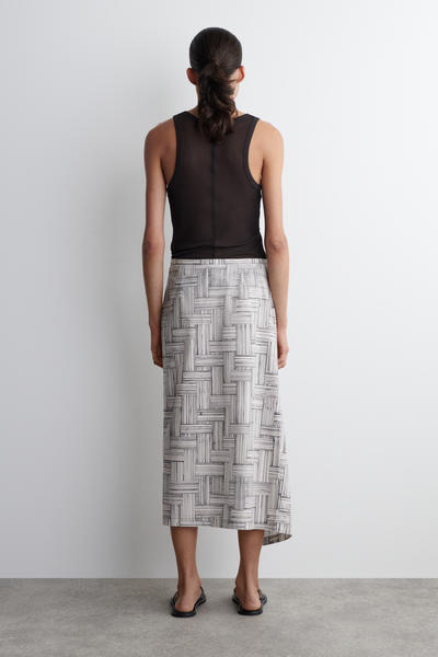 COS プリント入りコットンラップスカート