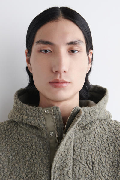 COS フード付きテディジャケット