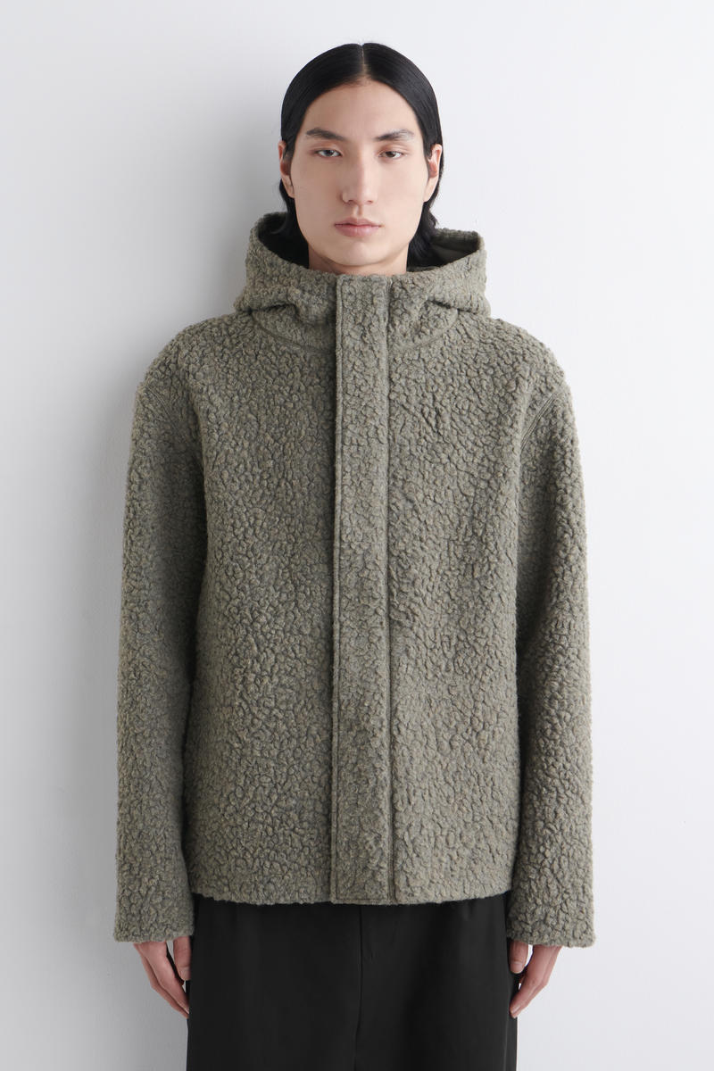 COS フード付きテディジャケット