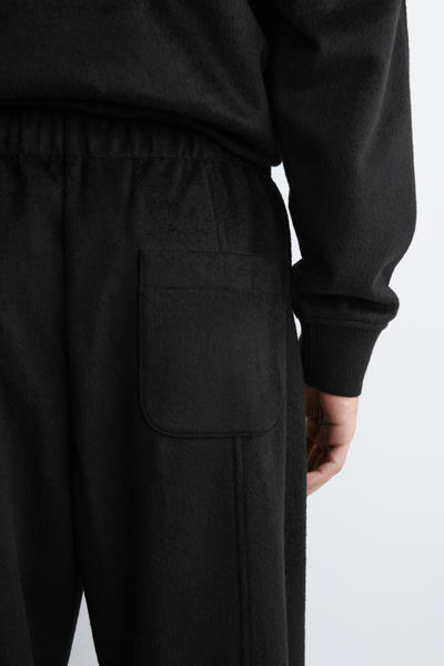 COS ウールブレンドバレルレッグトラウザーズ