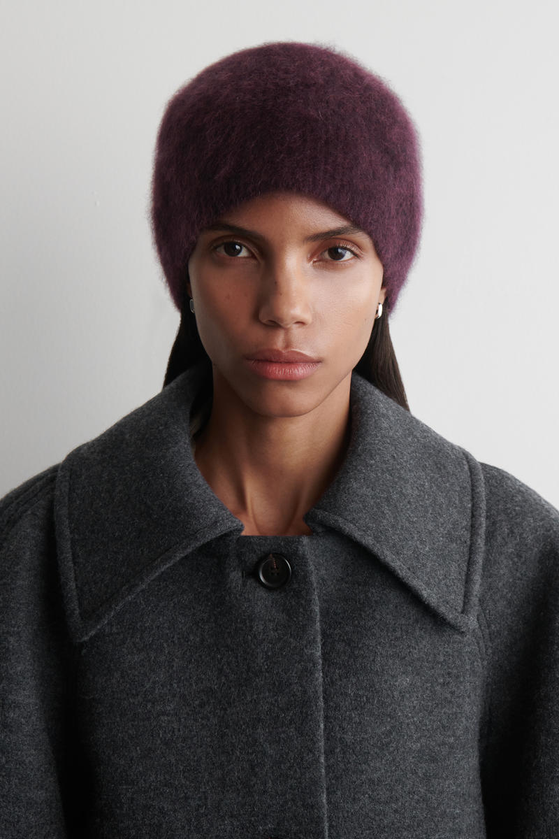 COS ブラッシュドカシミヤビーニー