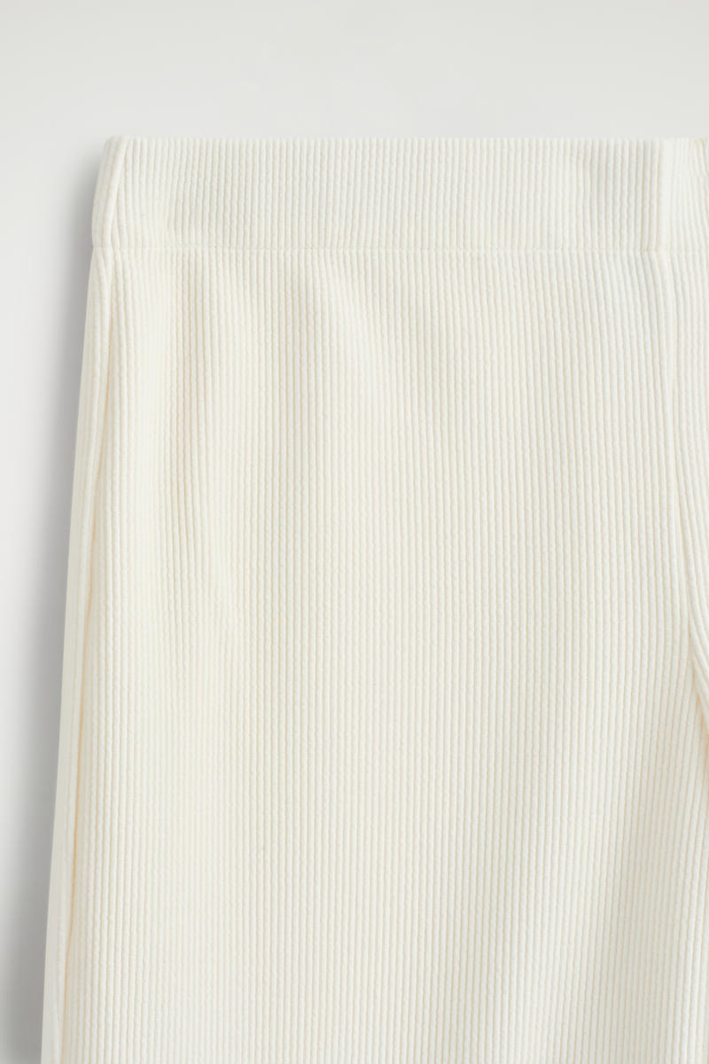 CORDUROY WIDE-LEG TROUSERS コーデュロイワイドレッグパンツ ホワイト