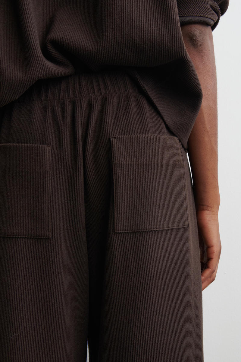 COS コーデュロイワイドレッグパンツ