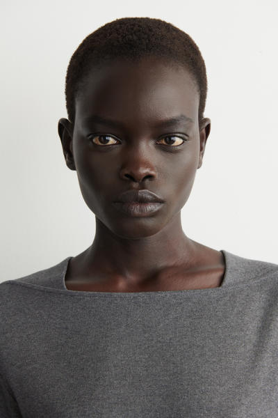 COS コットンジャージー 長袖トップス