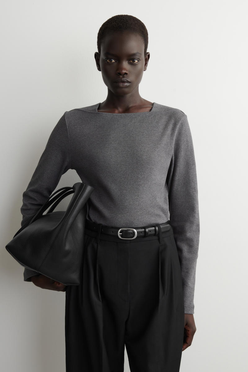 COS コットンジャージー 長袖トップス