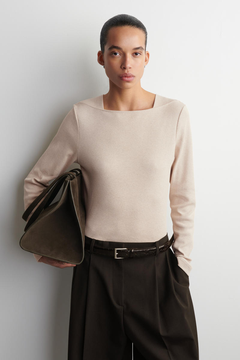 COS コットンジャージー 長袖トップス