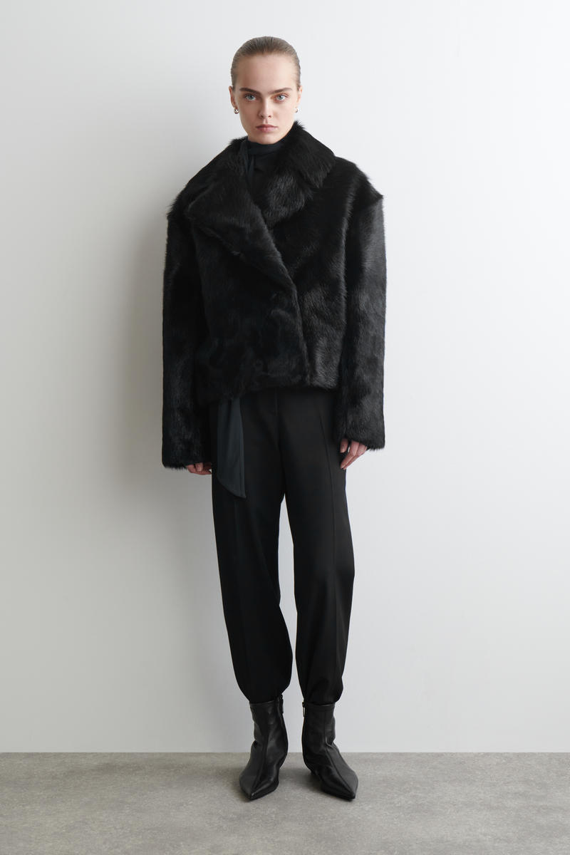 COLLARED PONY HAIR LEATHER JACKET 襟付きポニーヘアレザージャケット