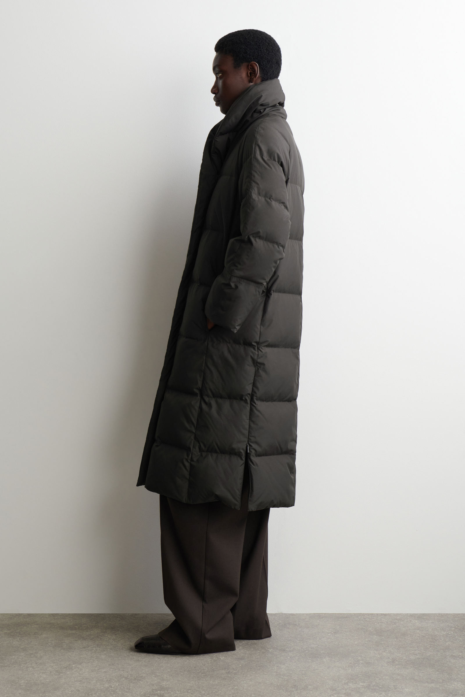 ★o 未使用 ダウンコート ペイズリー 総柄 ガウン キルティング ショール SHAWL-COLLAR QUILTED DOWN COAT ショールカラーキルティング