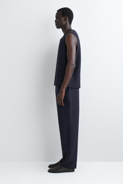 COS スプリットウールVネックベスト