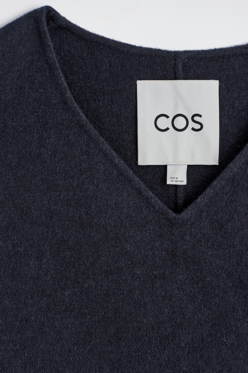 COS スプリットウールVネックベスト