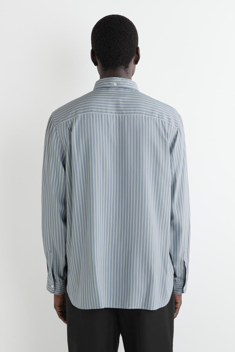 COS タイディテールストライプシャツ