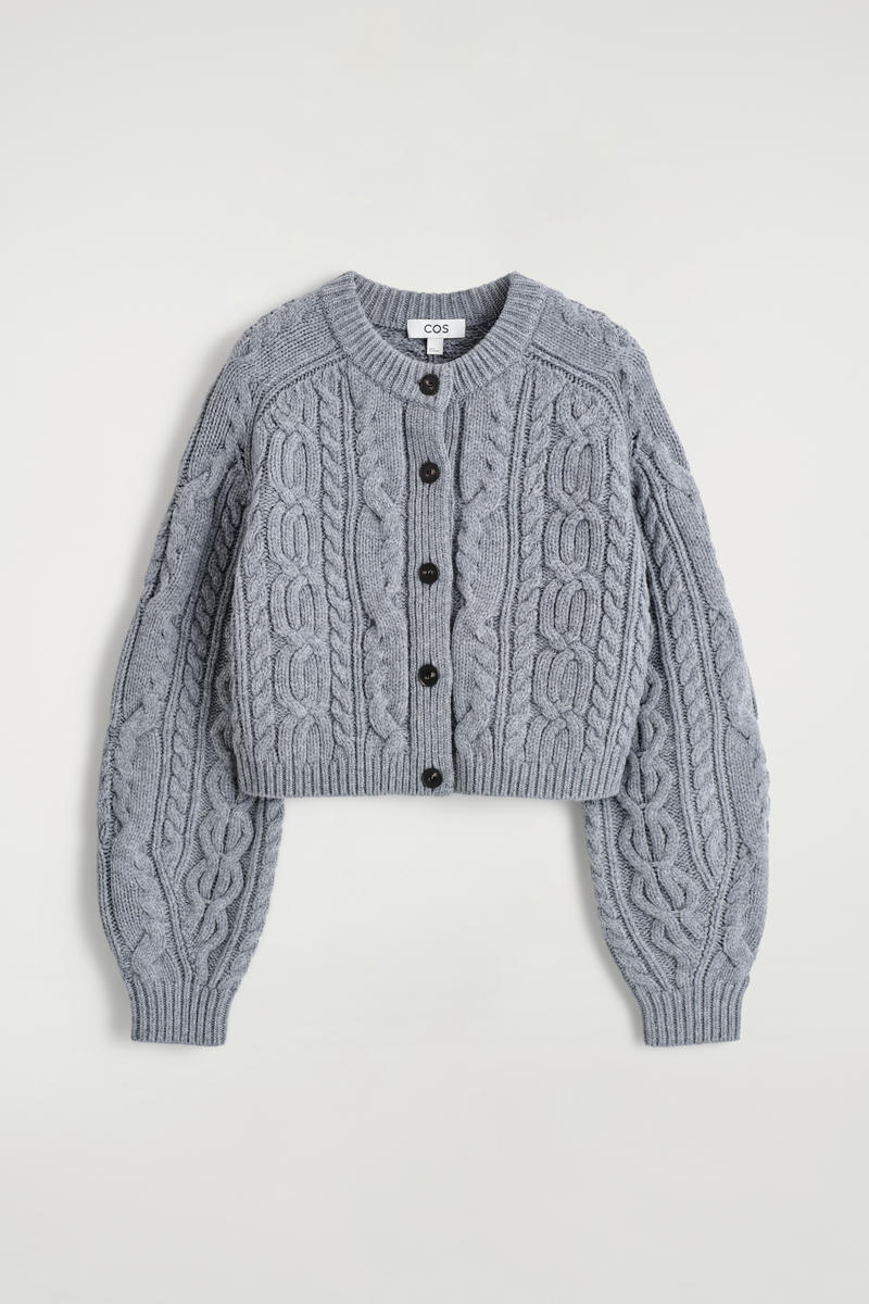 COS ケーブルニットメリノウールカーディガン