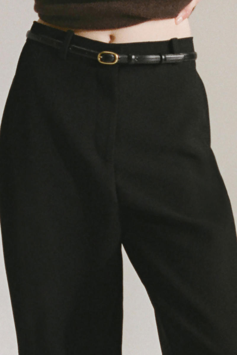 COS クロップドウールバレルレッグトラウザーズ