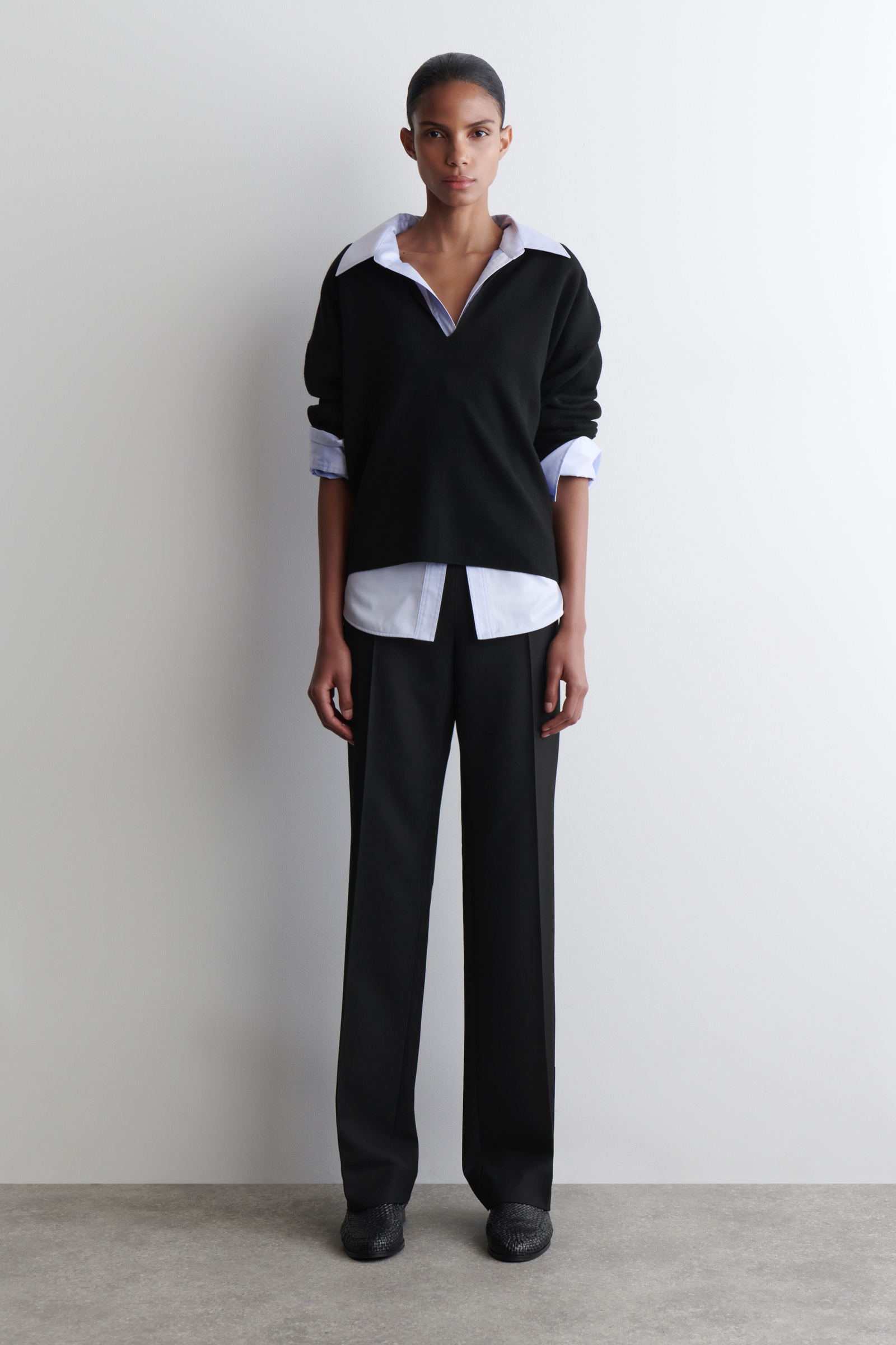 COS テーラードウールフランネル　セットアップ TAILORED WOOL-BLEND TROUSERS テーラードウールブレンドトラウザーズ