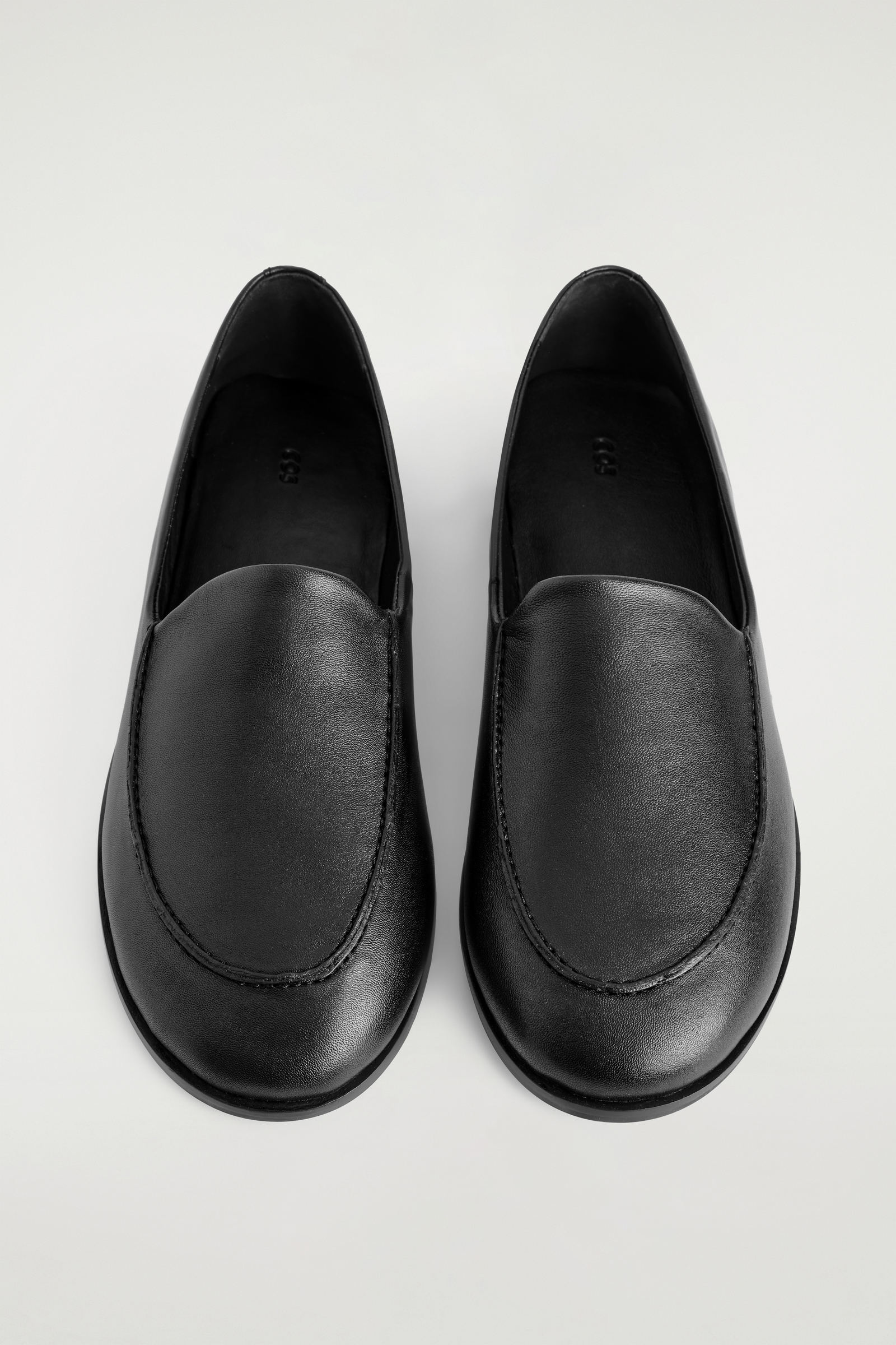 CLASSIC LEATHER LOAFERS クラシックレザーローファー ブラック｜COS
