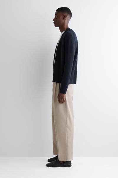 COS ストレートレッグコットンツイルトラウザーズ