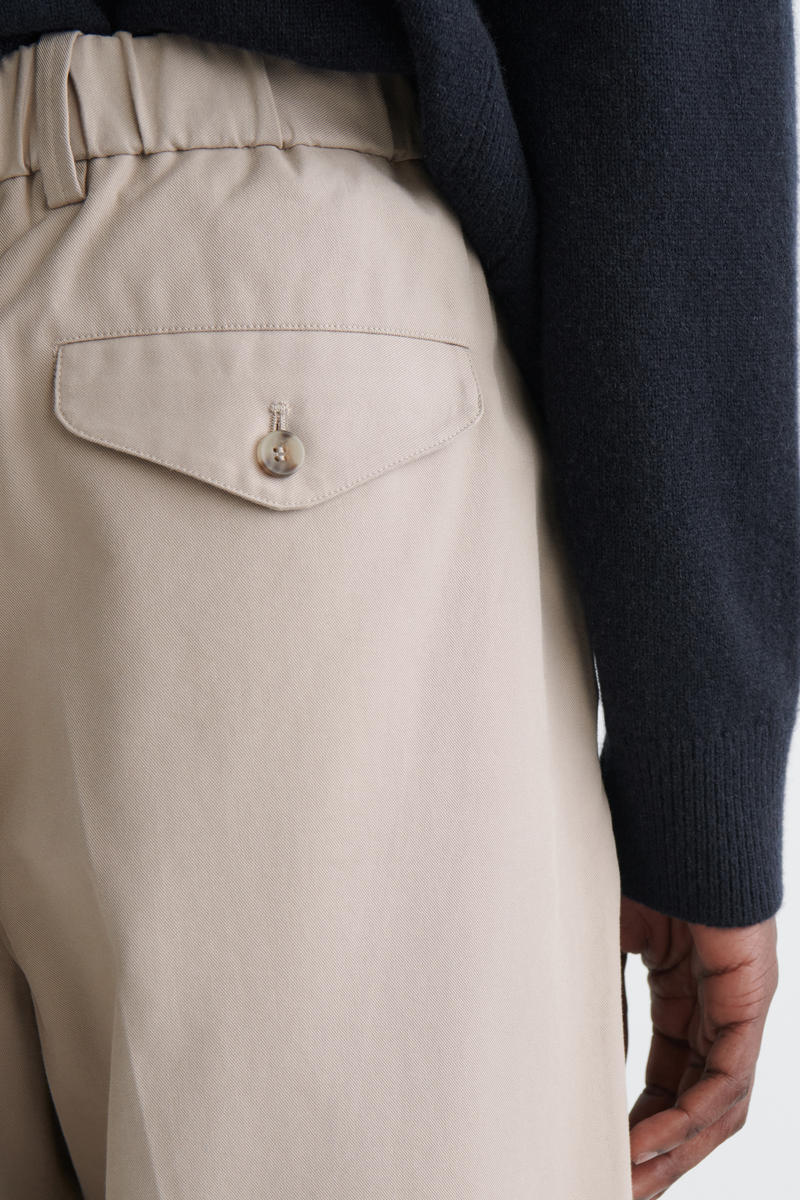 COS ストレートレッグコットンツイルトラウザーズ