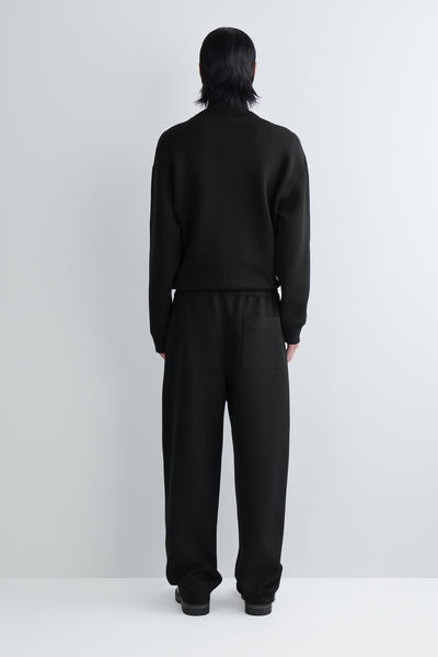 COS スキューババレルレッグジョガーパンツ