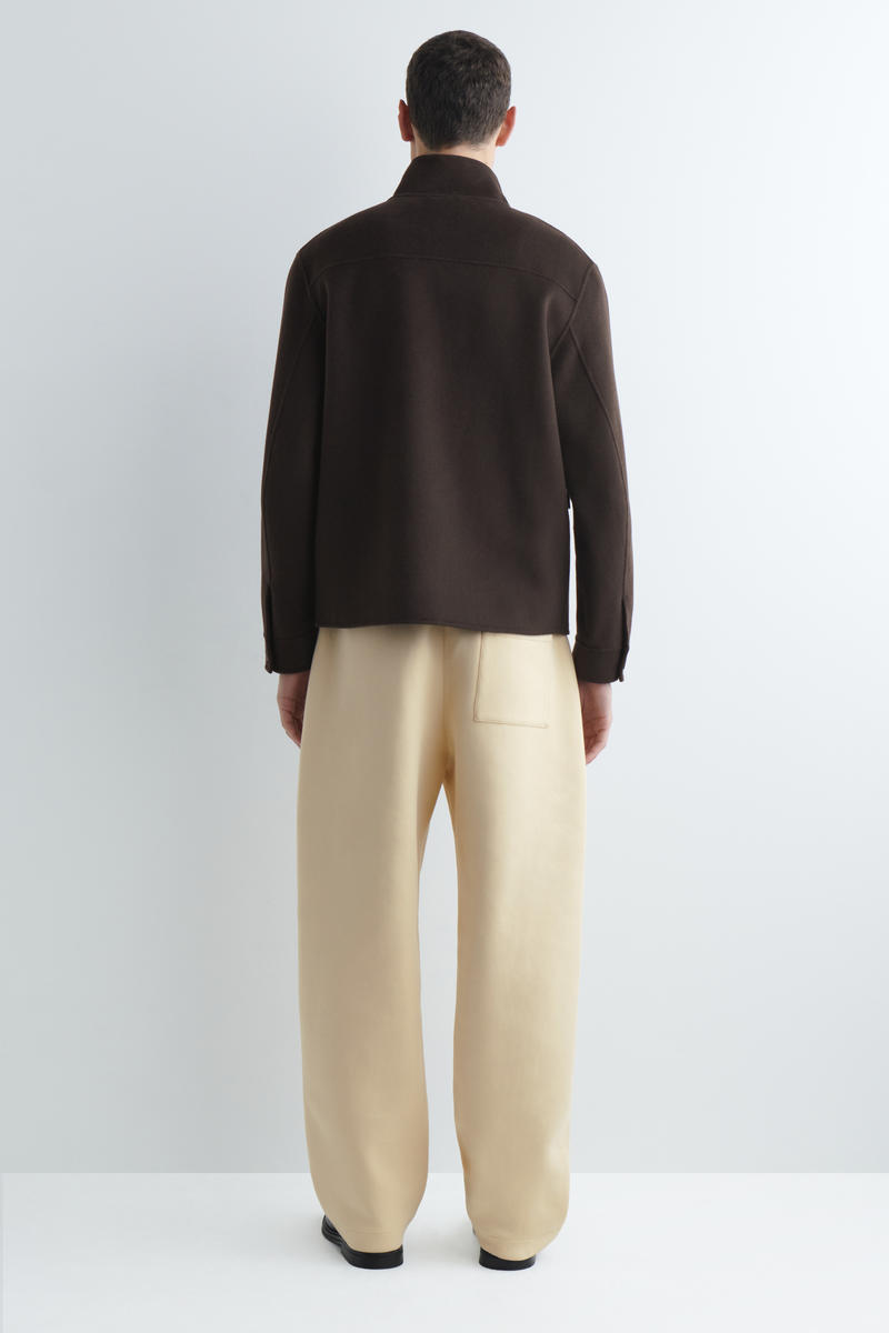 COS スキューババレルレッグジョガーパンツ