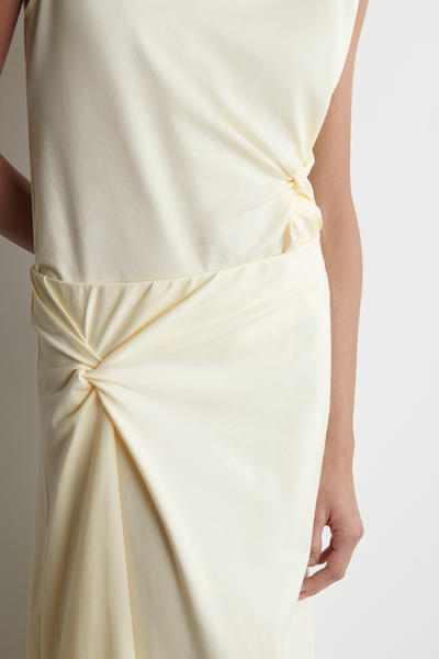 COS ツイストディテールミディスカート