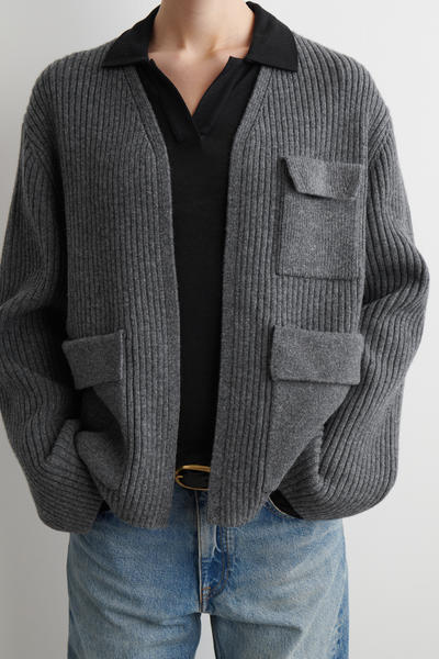 COS リブ編みメリノウールユーティリティカーディガン