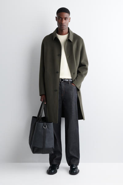 COS ウール素材のウィークエンダートートバッグ