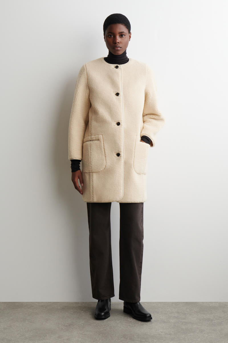 COS ロングラインテディジャケット