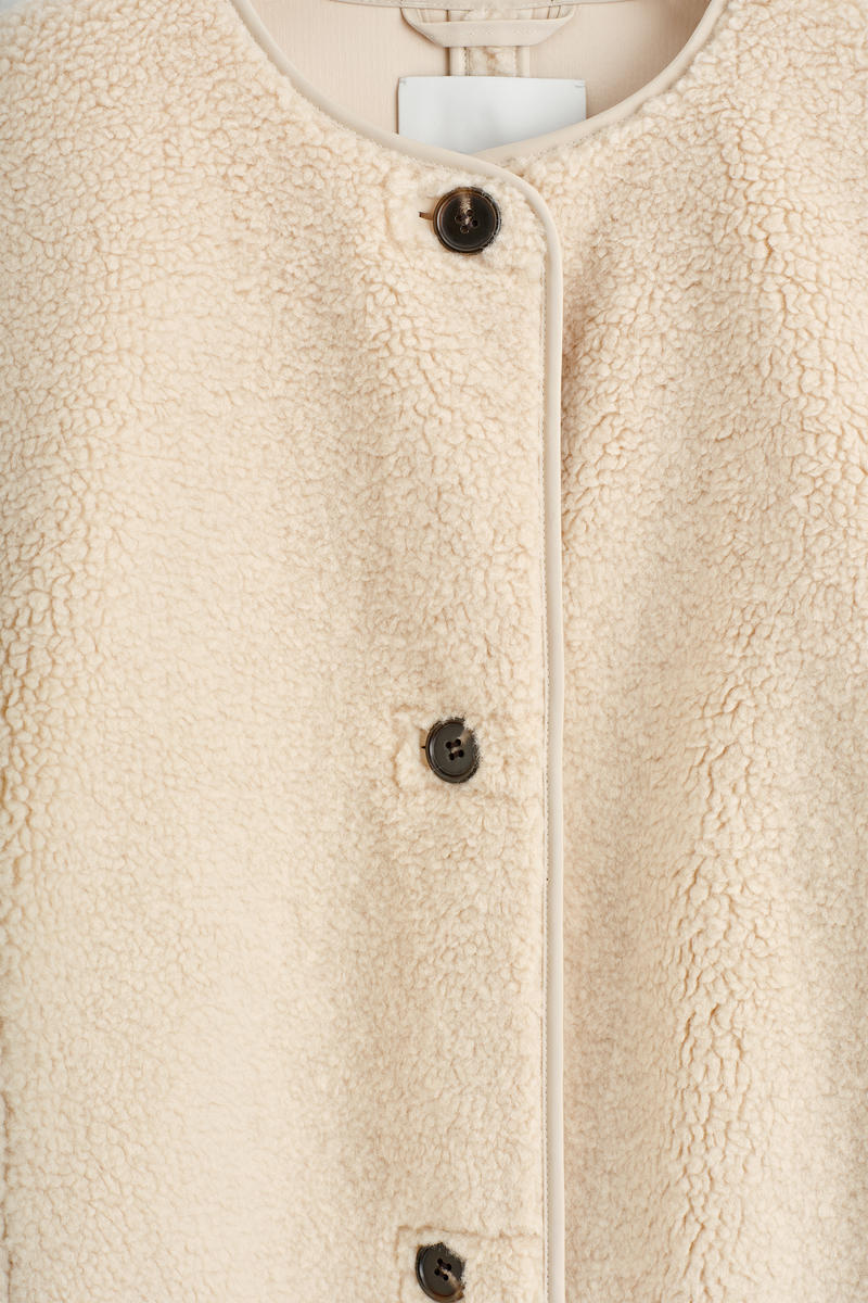 COS ロングラインテディジャケット