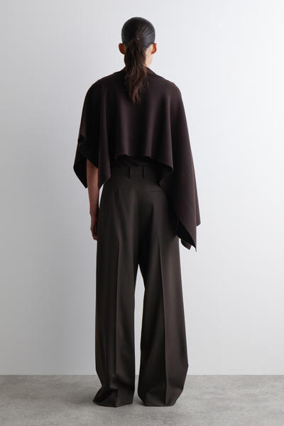 COS アシンメトリーダブルニットウールケープ