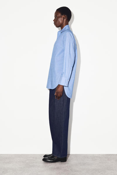 COS ロングラインコットンシャツ